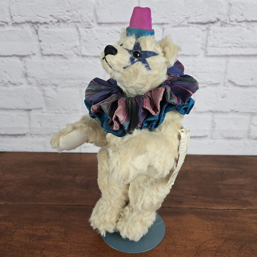Lexington Bear by Arlene Anderson – Limited Edition 5/5 – Handcrafted Mohair